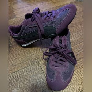 Puma Roma purple classic shoes women’s size 7